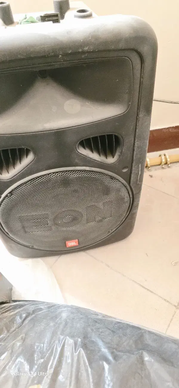 اسپیکر جی بی ال ایون و پاور میکسر بهرینگ۱۰۰۰|سیستم صوتی خانگی|دزفول, |دیوار