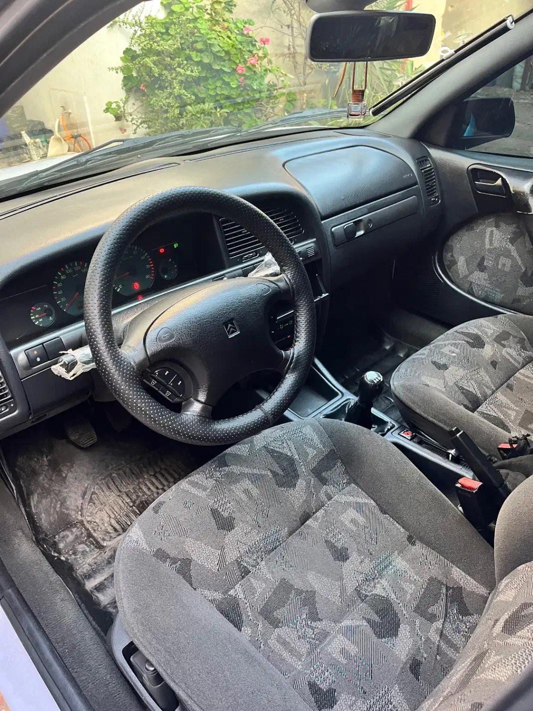 زانتیا ۲۰۰۰ استثنایی|خودرو سواری و وانت|آمل, |دیوار