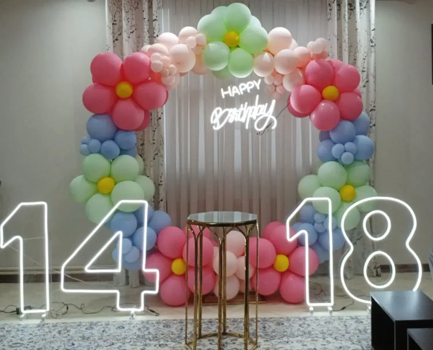 بادکنک آرایی در شهر قدس|خدمات پذیرایی، مراسم|قدس, شهرقدس|دیوار