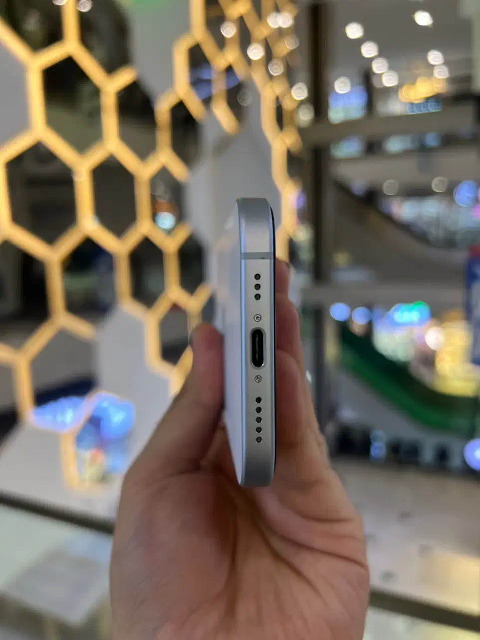 آیفون ۱۵ نرمال ۱۲۸ ch|موبایل|قم, آلوچو|دیوار