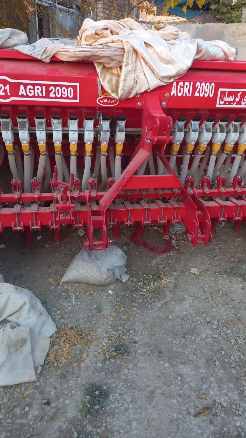 ۲۱ردیفه پوشاننده دار ریاکار دانه کار|ماشینآلات صنعتی|شیراز, داریون|دیوار