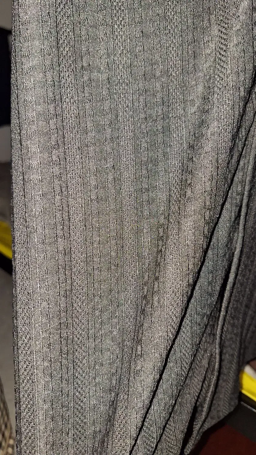 پیراهن|لباس|اراک, |دیوار