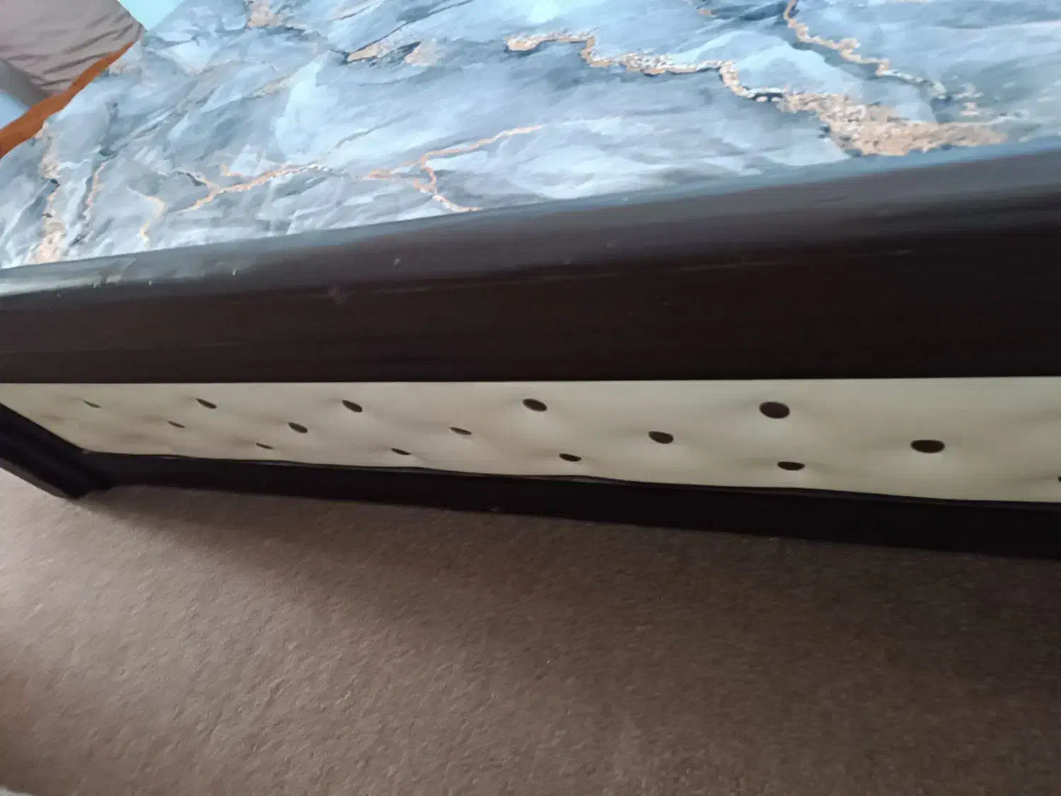 تخت خواب دونفره بزرگ همراه با خوشخواب طبی|تخت و سرویس خواب|مشهد, حجت|دیوار