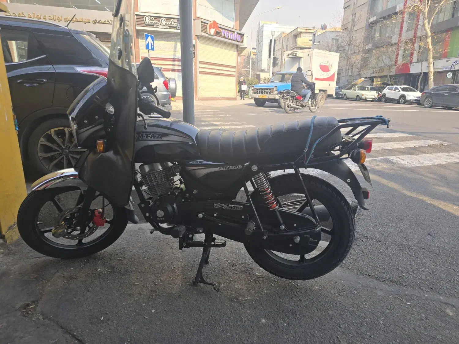 موتور همتاز 200|موتورسیکلت|تهران, فلسطین (میدان انقلاب)|دیوار