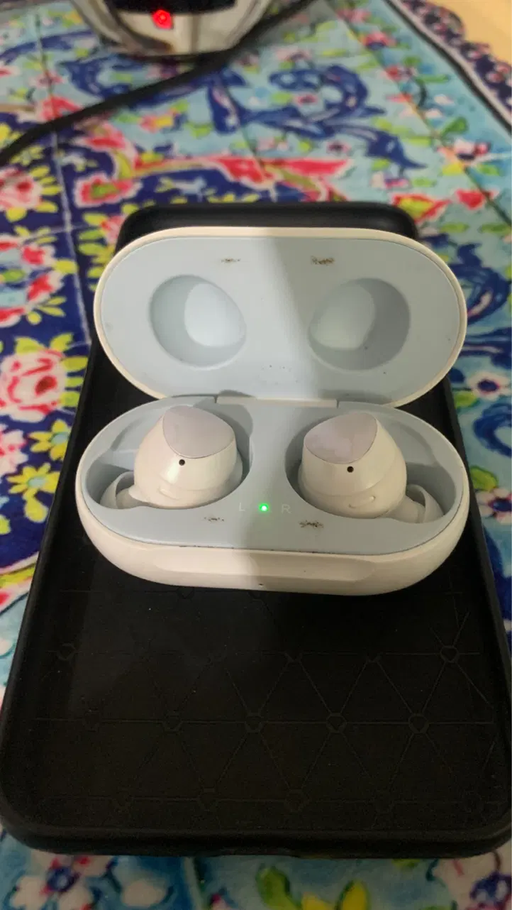 Galaxy buds|لوازم جانبی موبایل و تبلت|رشت, رودباری|دیوار