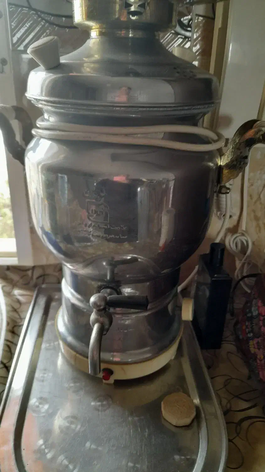 سماور عالی نسب کاملا سالم|سماور، چای‌ساز، قهوه‌ساز|آمل, |دیوار