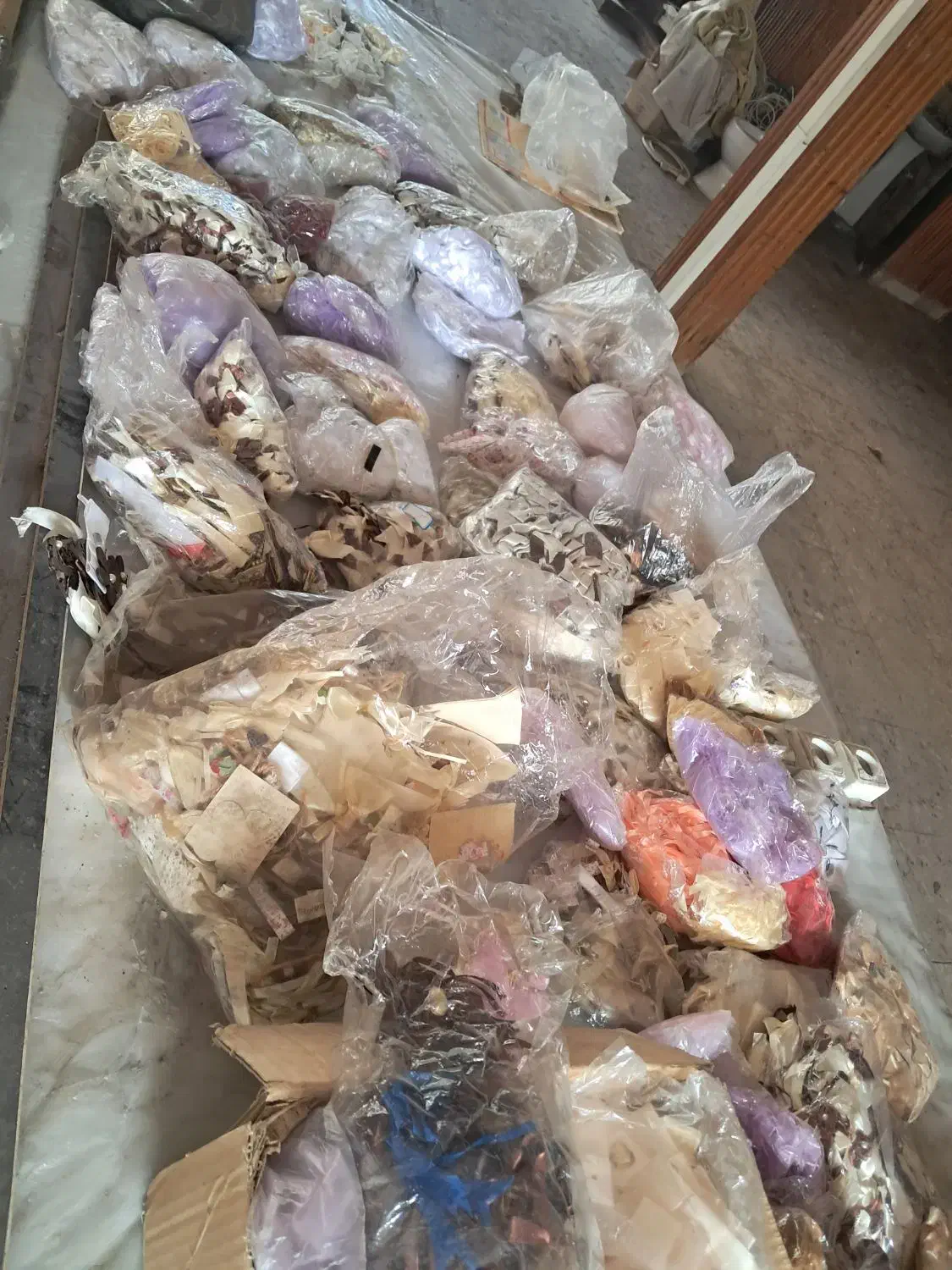 روبان کارت های عروسی وگل های آماده|گل مصنوعی|تنکابن, |دیوار