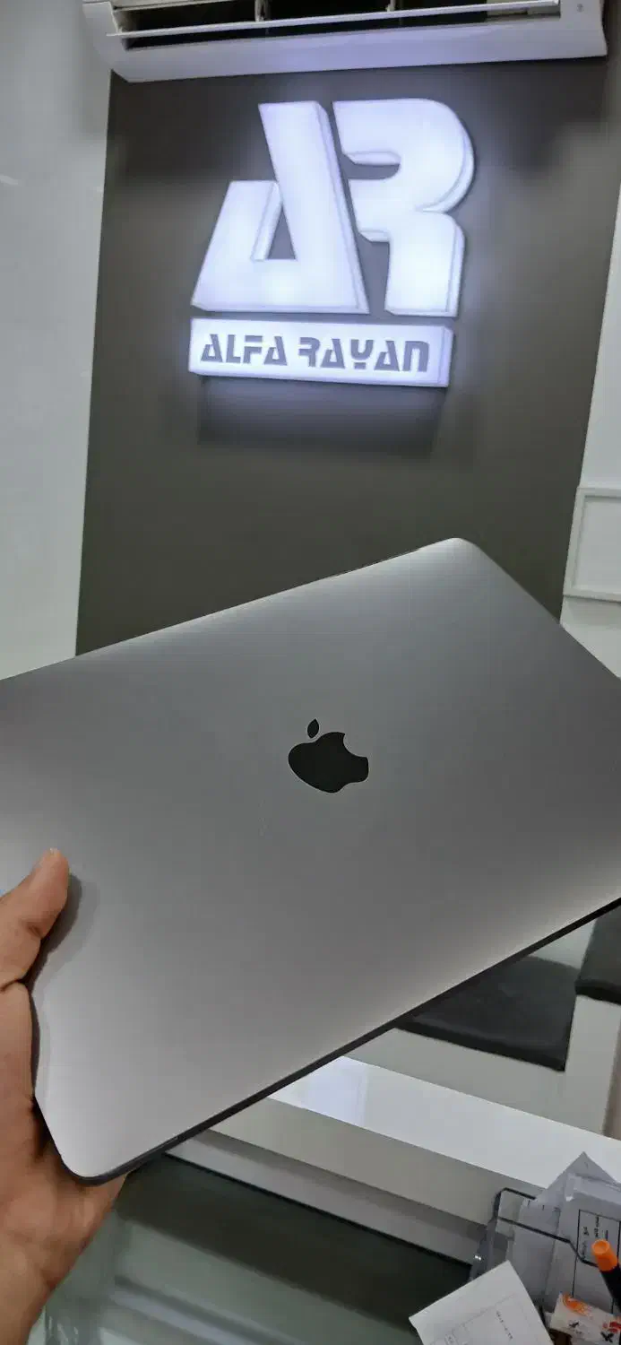 MacBook pro 2018|رایانه همراه|اصفهان, خلجا|دیوار