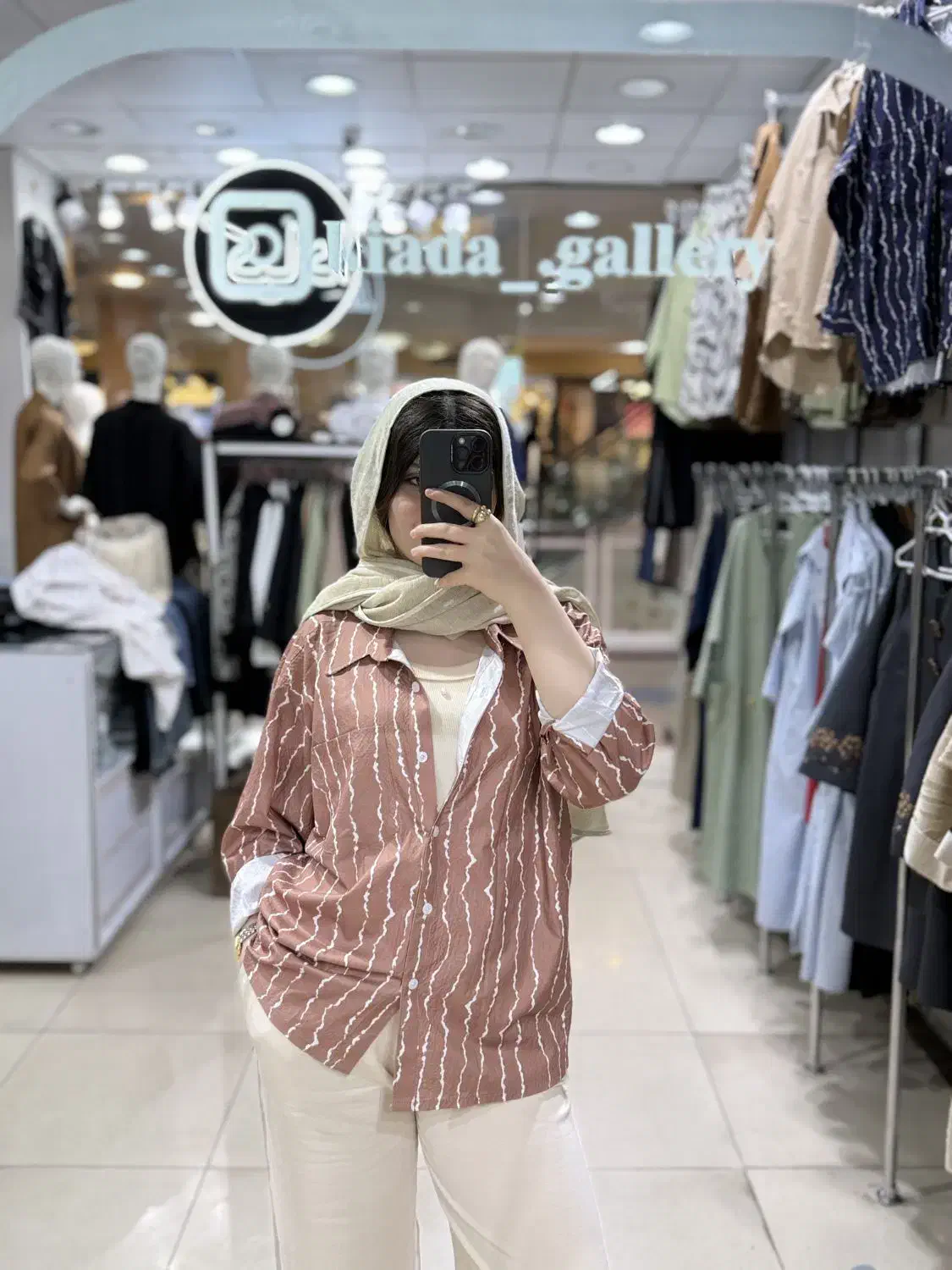 مانتو  و شومیز  زیر قیمت|لباس|شیراز, سینما سعدی|دیوار