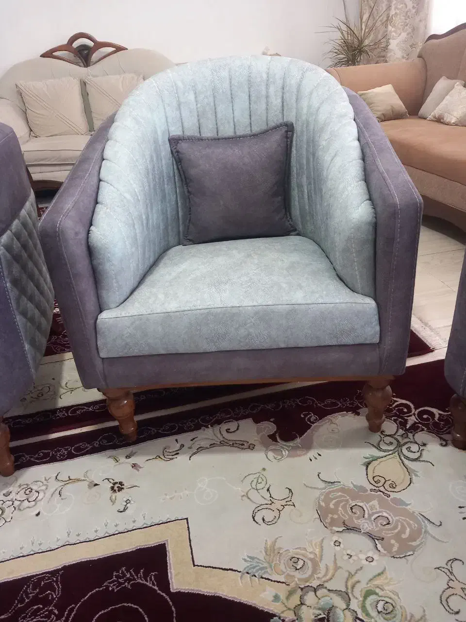 مبل هفت نفره راحتی|مبلمان خانگی و میز عسلی|مشهد, حضرت حجت|دیوار