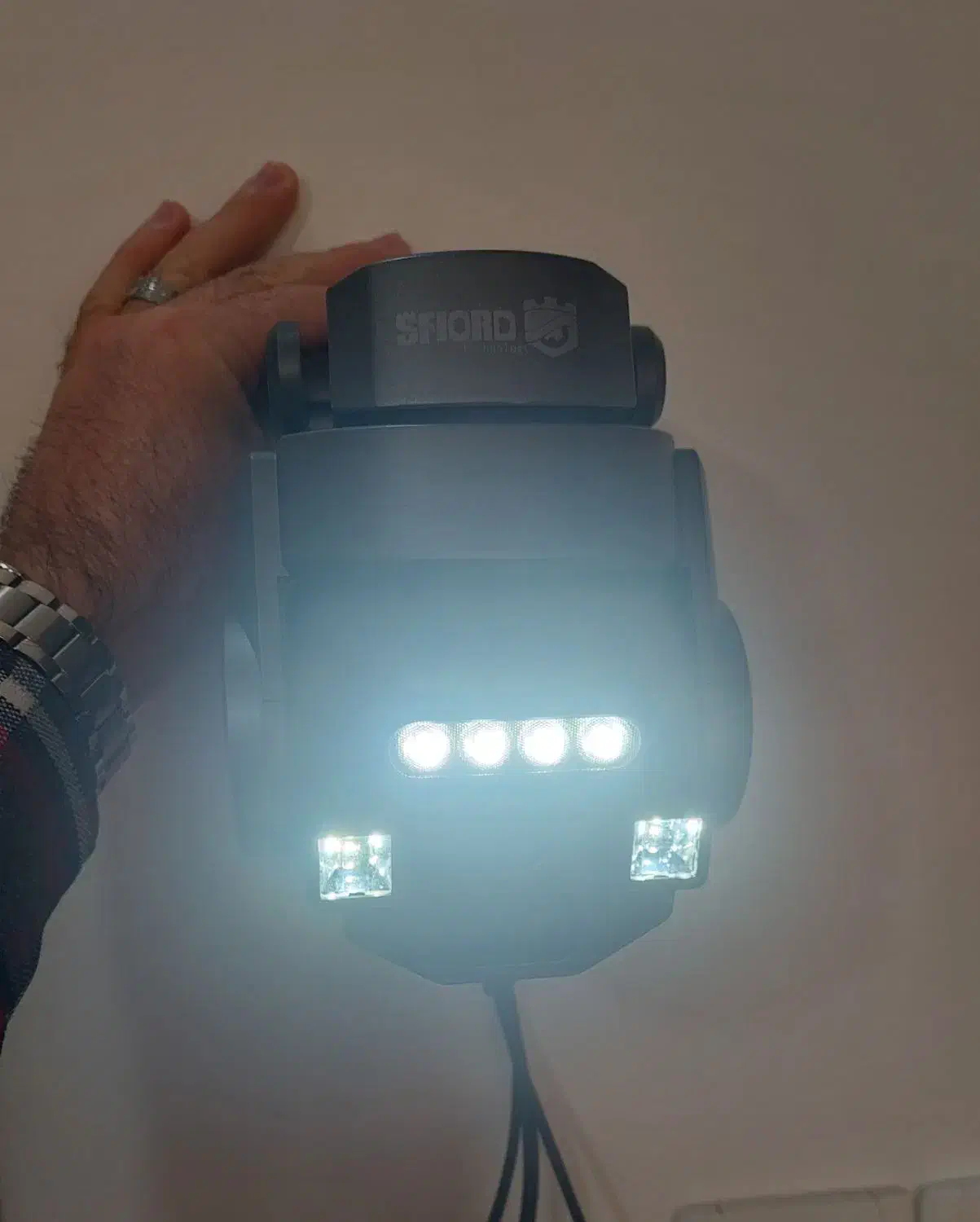 دوربین بیسیم هوشمندZ550 چرخشی با دزدگیر و نصب سریع|دوربین مداربسته|زنجان, |دیوار