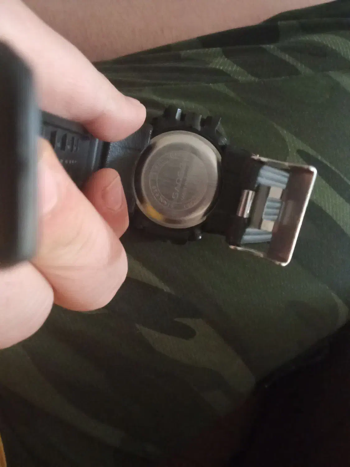 ساعت نو|ساعت|بروجرد, |دیوار