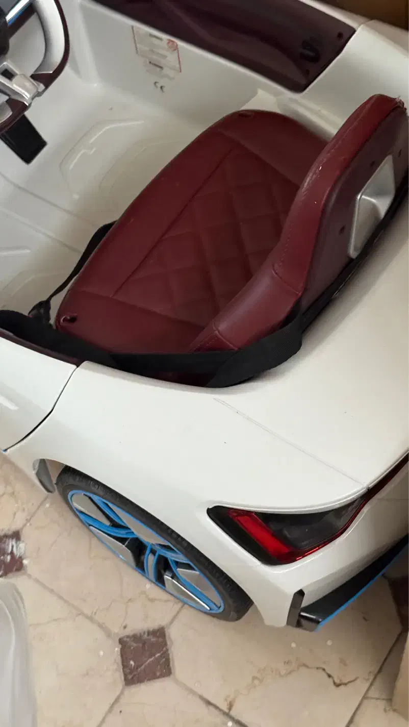 ماشین شارژی بی ام و|اسباب‌بازی بچه|شیراز, آبیاری|دیوار