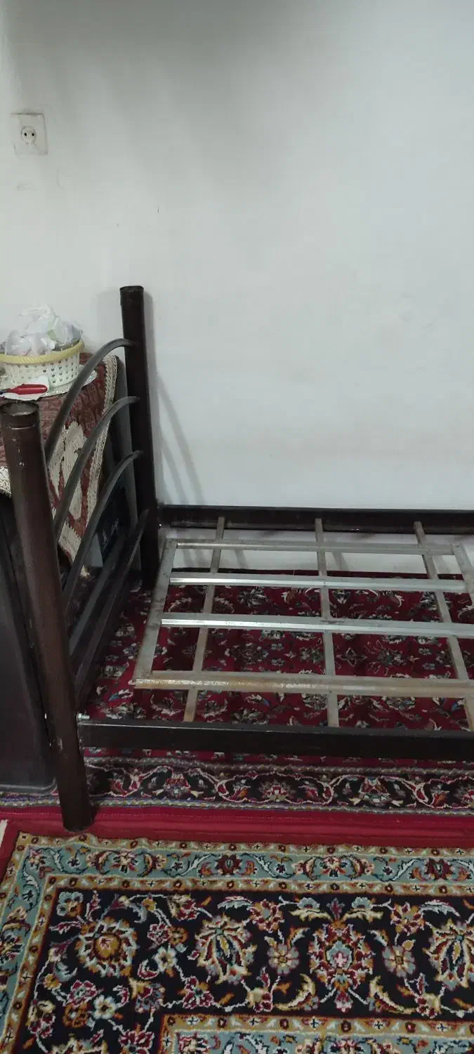 تخت خواب تک نفره|تخت و سرویس خواب|مشهد, رده|دیوار