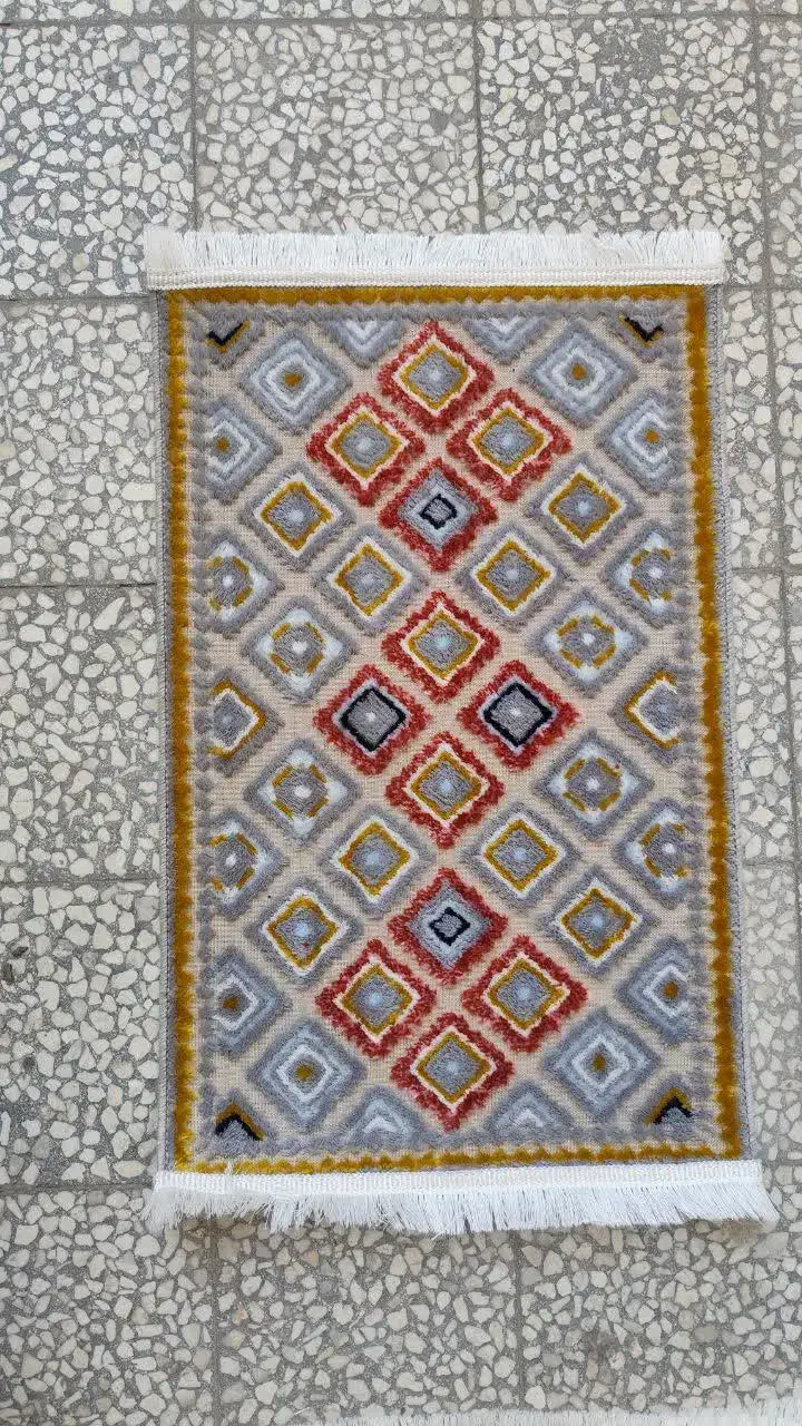 پادری طرح دار|پادری|آران و بیدگل, |دیوار