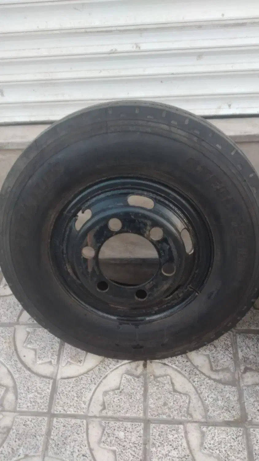 لاستیکایسوزو|قطعات یدکی و لوازم جانبی|قدس, شهرقدس|دیوار