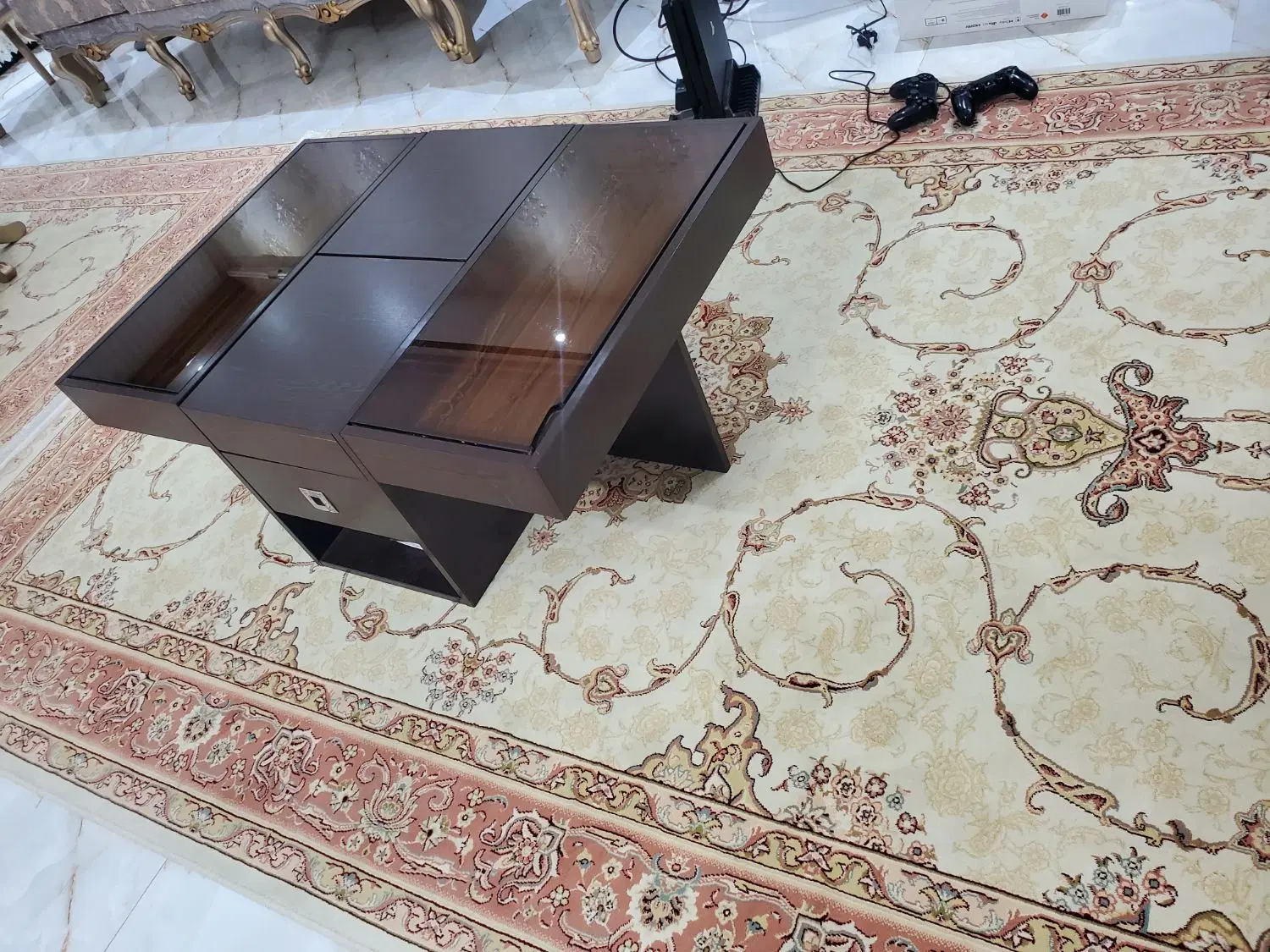 میز وسط|مبلمان خانگی و میز عسلی|رودسر, |دیوار
