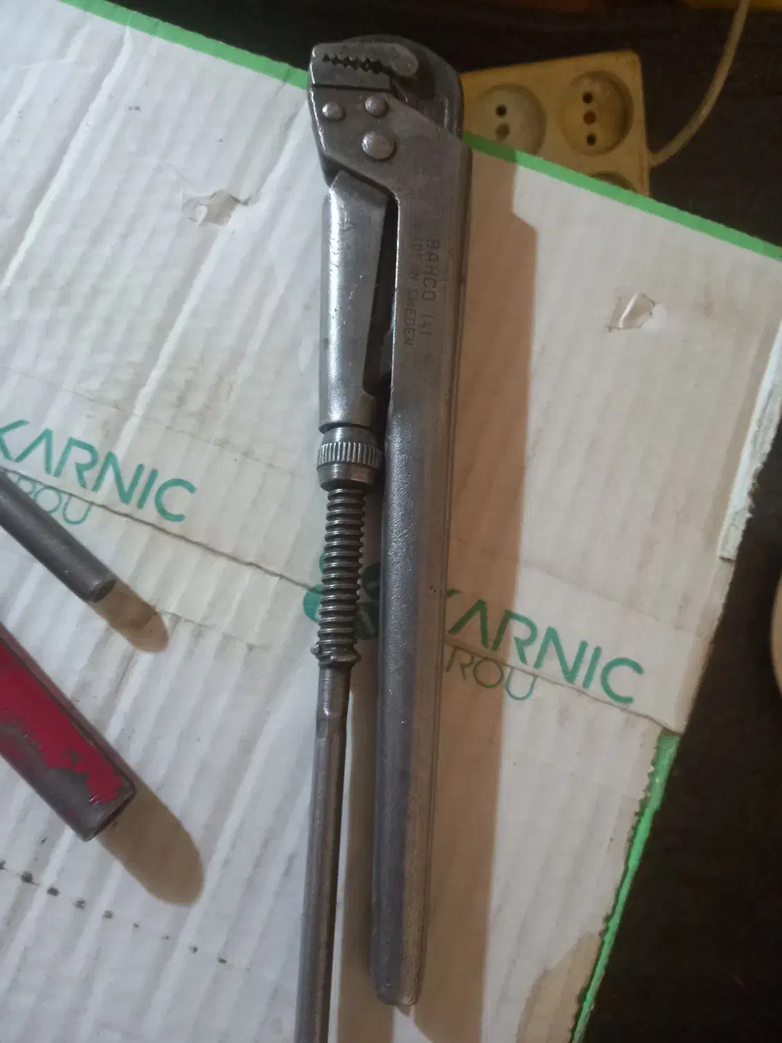 آچار شلاقی  بهکو سوئدی|ابزارآلات|قدس, شهر‌قدس|دیوار