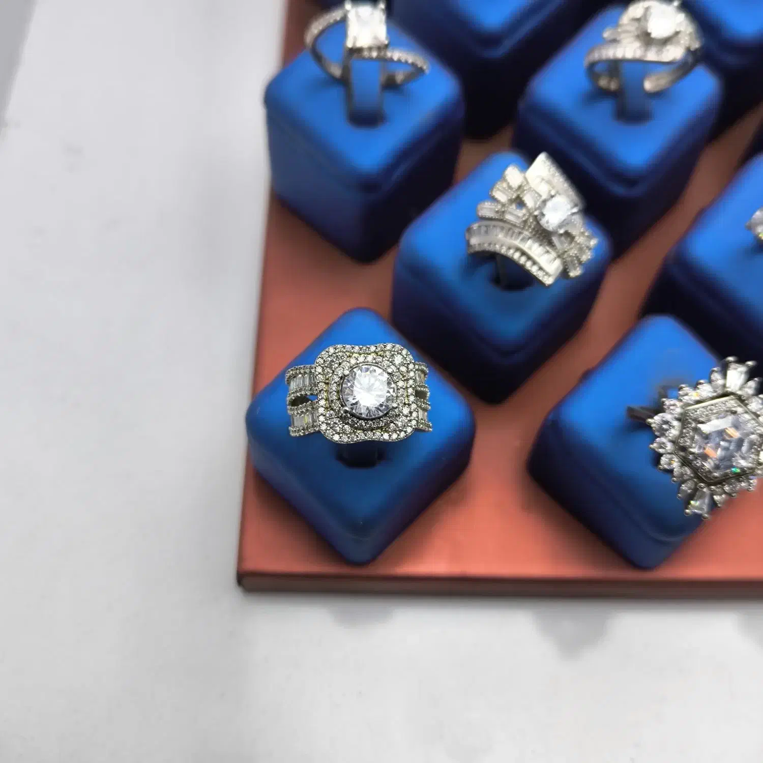 انگشترهای سنگ بزرگ|جواهرات|تبریز, |دیوار