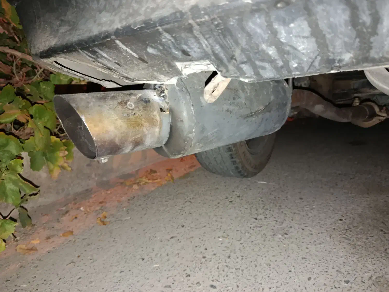 منبع اگزوز هاوارد|قطعات یدکی و لوازم جانبی|پرند, فاز ۶|دیوار