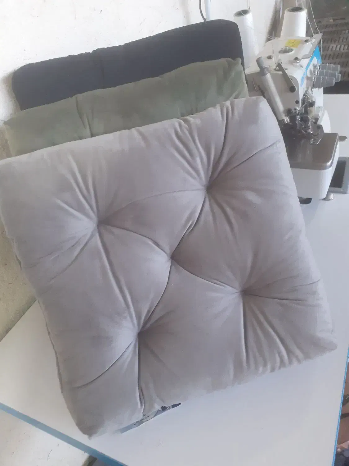 نشیمن راک|رختخواب، بالش، پتو|شاندیز, |دیوار