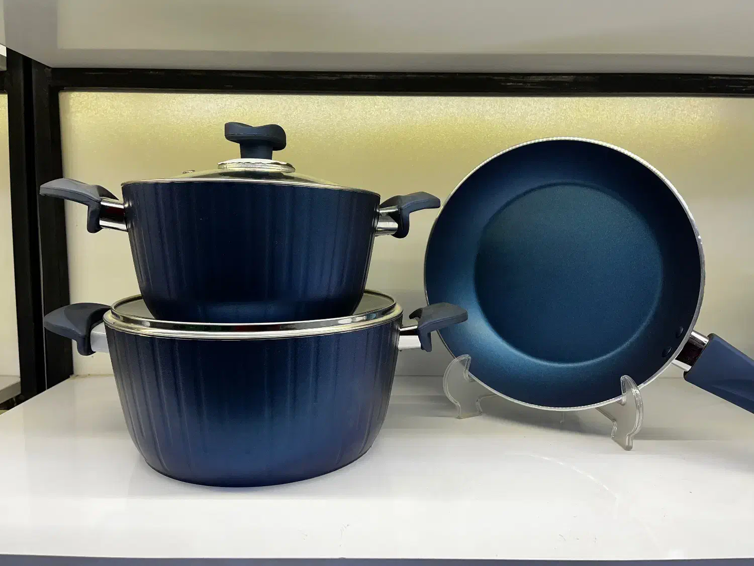 سرویس قابلمه مارک عروس|ظروف پخت‌وپز|کرج, کوی امامیه|دیوار