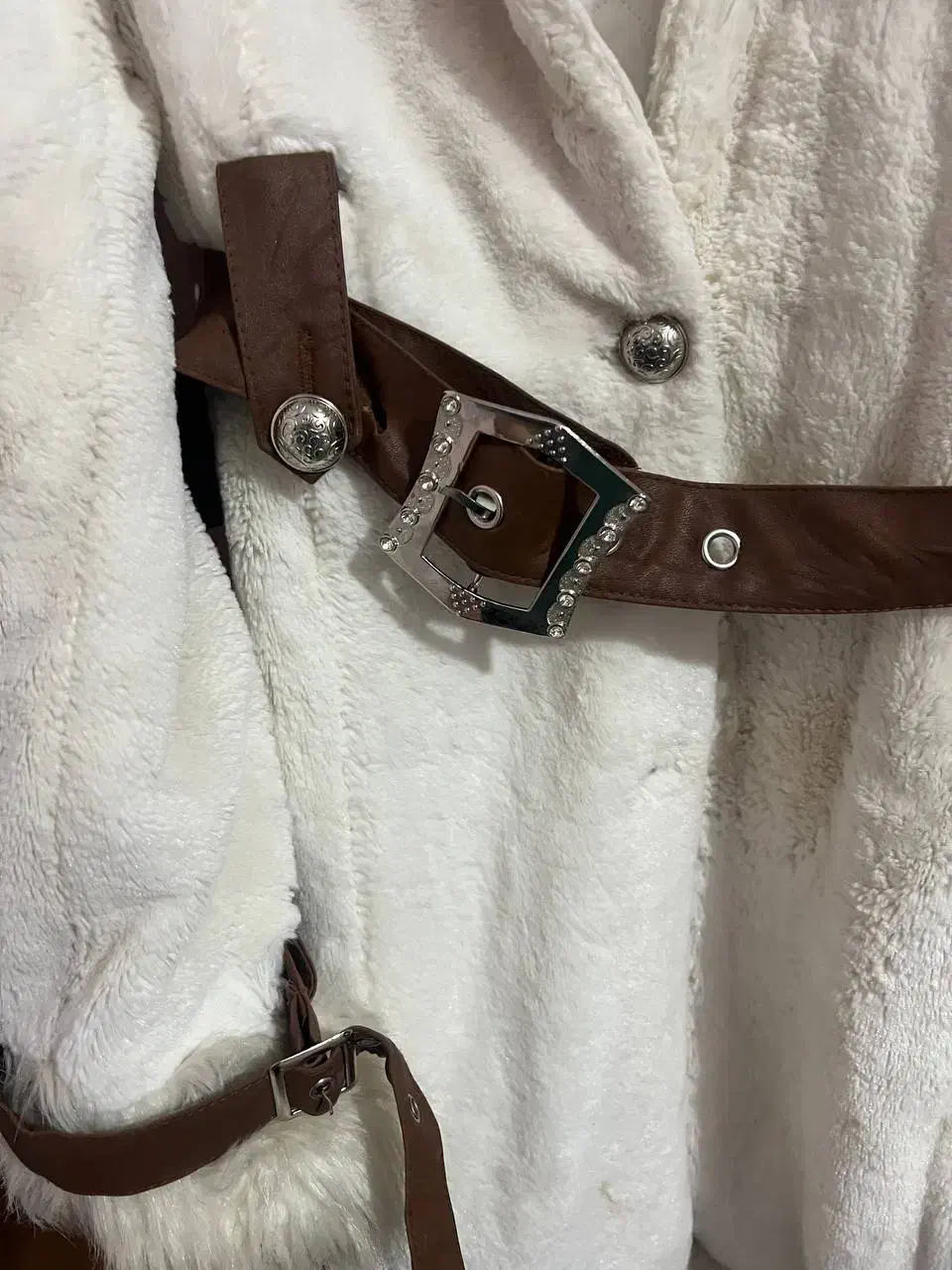 پالتو نو|لباس|شیراز, پودنک|دیوار