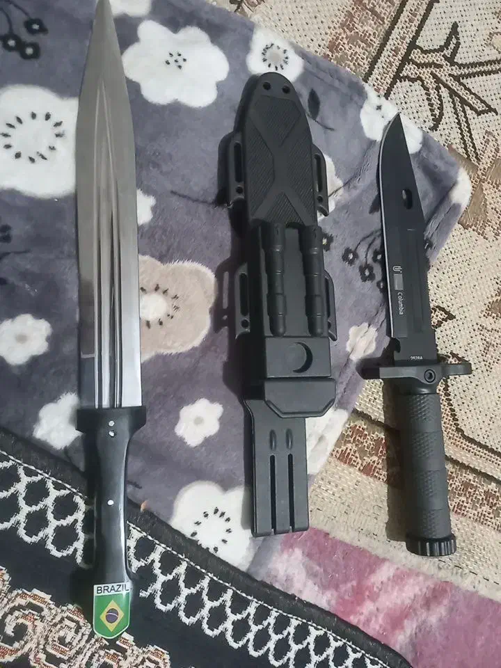 کلیکسونی|کلکسیون اشیاء عتیقه|شاهین‌شهر, مورچه خورت|دیوار