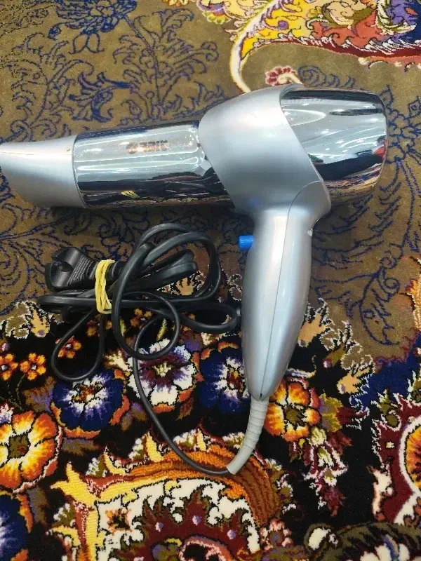 سشوار کم کارکرد|آرایشی، بهداشتی، درمانی|کازرون, |دیوار