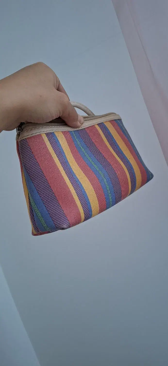 کیف آرایشی|کیف، کفش، کمربند|تربت‌حیدریه, کوه سنگی|دیوار