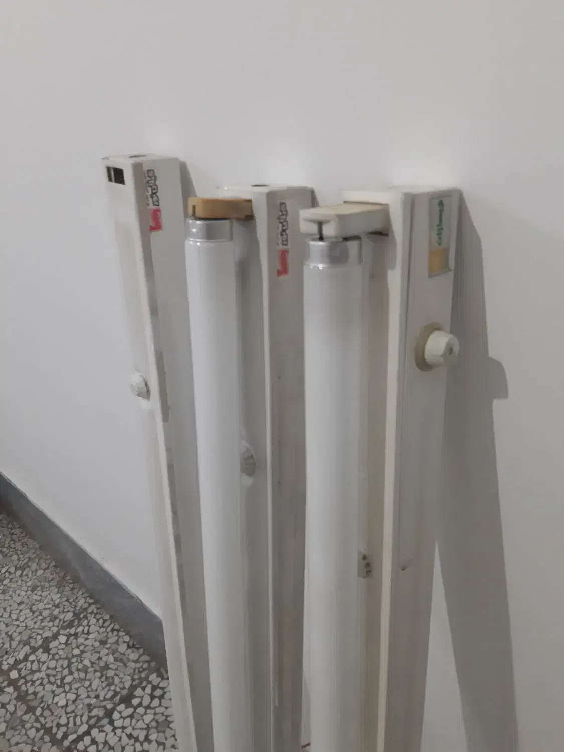 قاب مهتابی|لامپ و چراغ|لنگرود, |دیوار