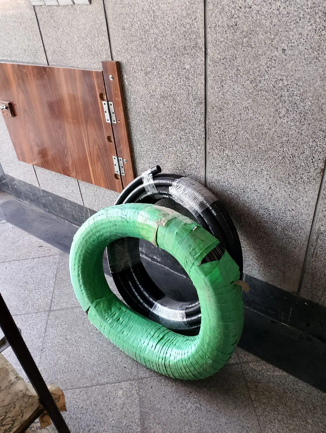 شیلنگ کارواش وباد|ابزارآلات|بروجرد, |دیوار