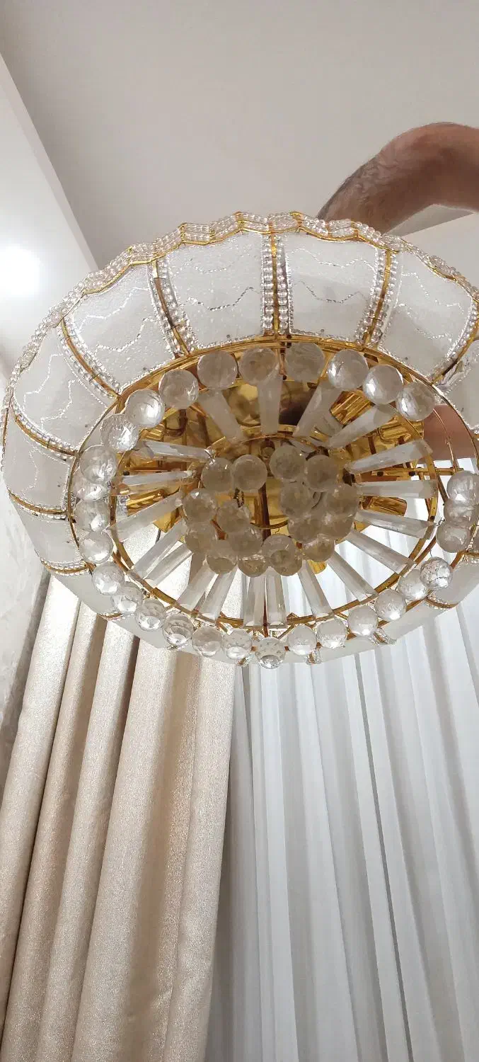 2 عدد لوستر 15 شاخه سلطنتی بسیار بزرگ وشیک|لوستر و چراغ آویز|مشهد, ایثارگران|دیوار