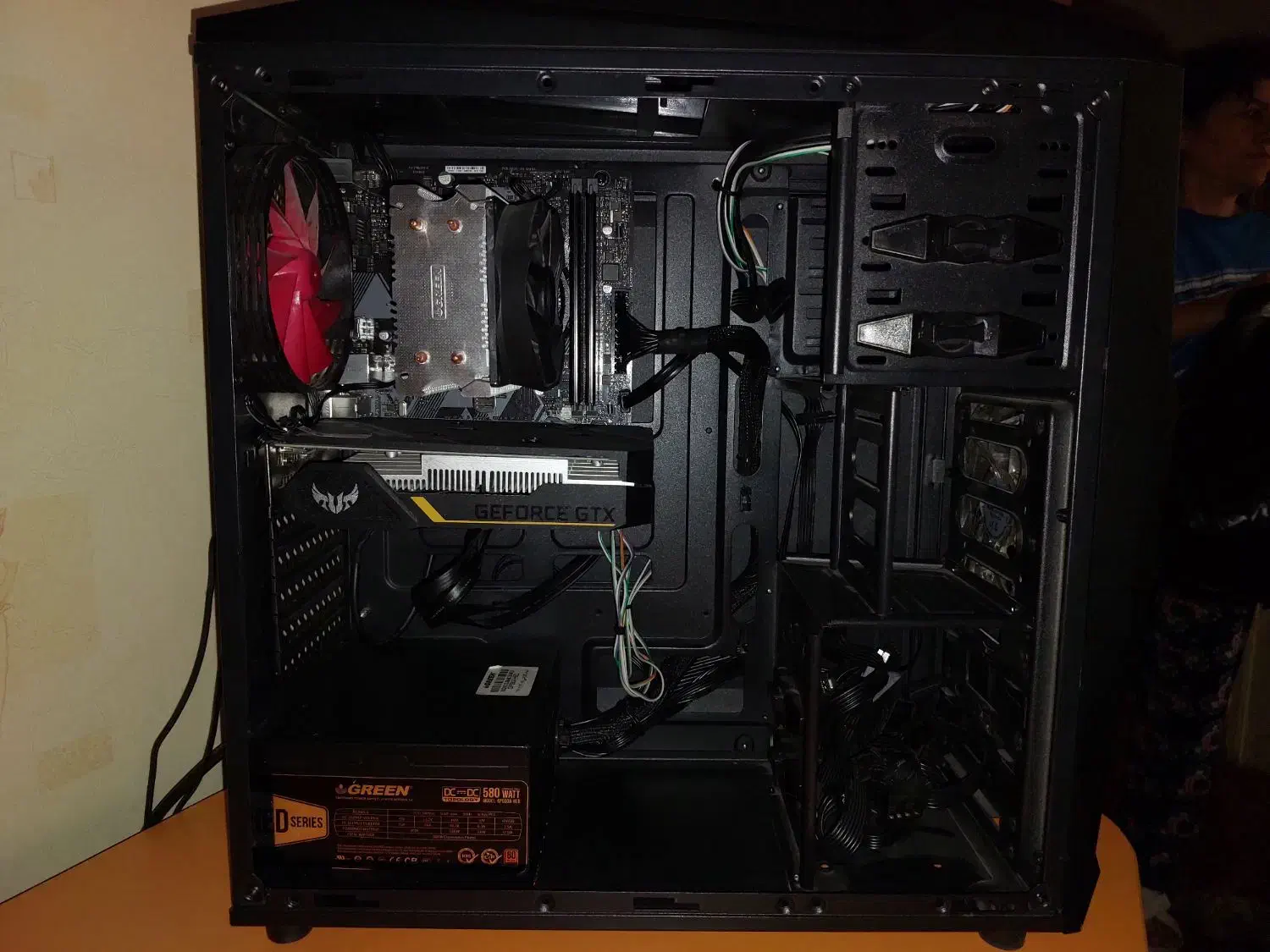 کامپیوتر گیمینگ همراه با مانیتور|رایانه رومیزی|اراک, |دیوار