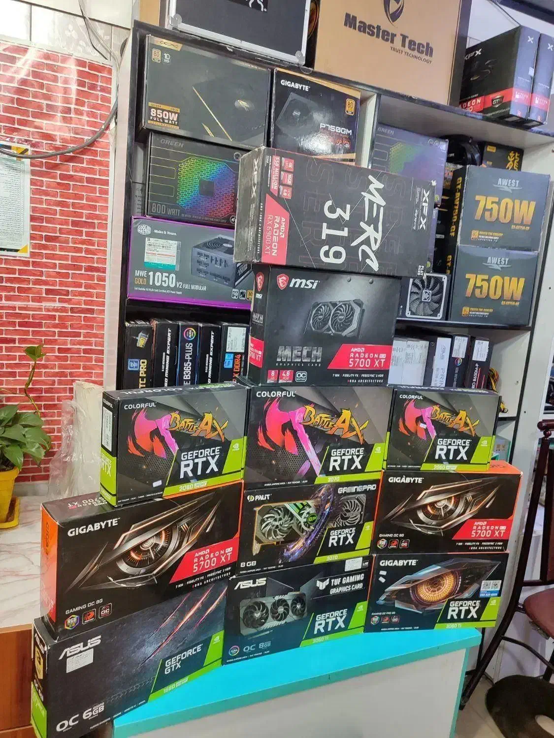 خریدو فروش قطعات کامپیوتر گرافیک لپ تاب مادربورد|قطعات و لوازم جانبی رایانه|قم, ارم|دیوار