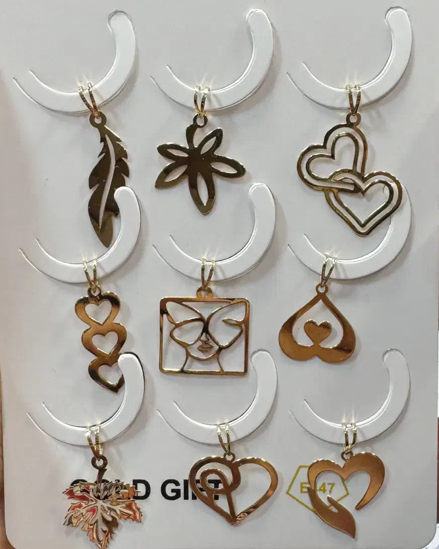 باورتون میشه آویز طلا جهت روز مادر این قیمت|جواهرات|کاشان, درب زنجیر|دیوار