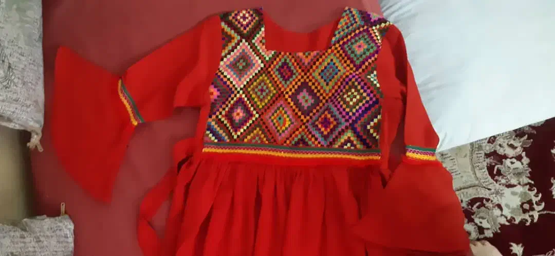 لباس زنانه|لباس|پردیس, فاز ۲|دیوار