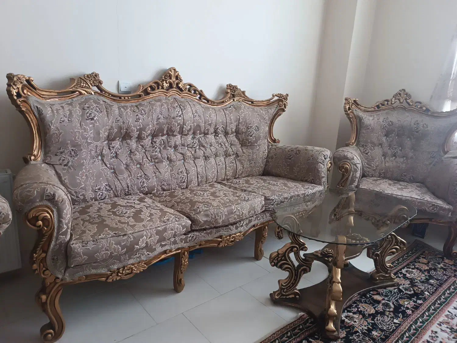 مبل استیل سلطنتی ۹نفره|مبلمان خانگی و میز عسلی|پرند, فاز ۶|دیوار