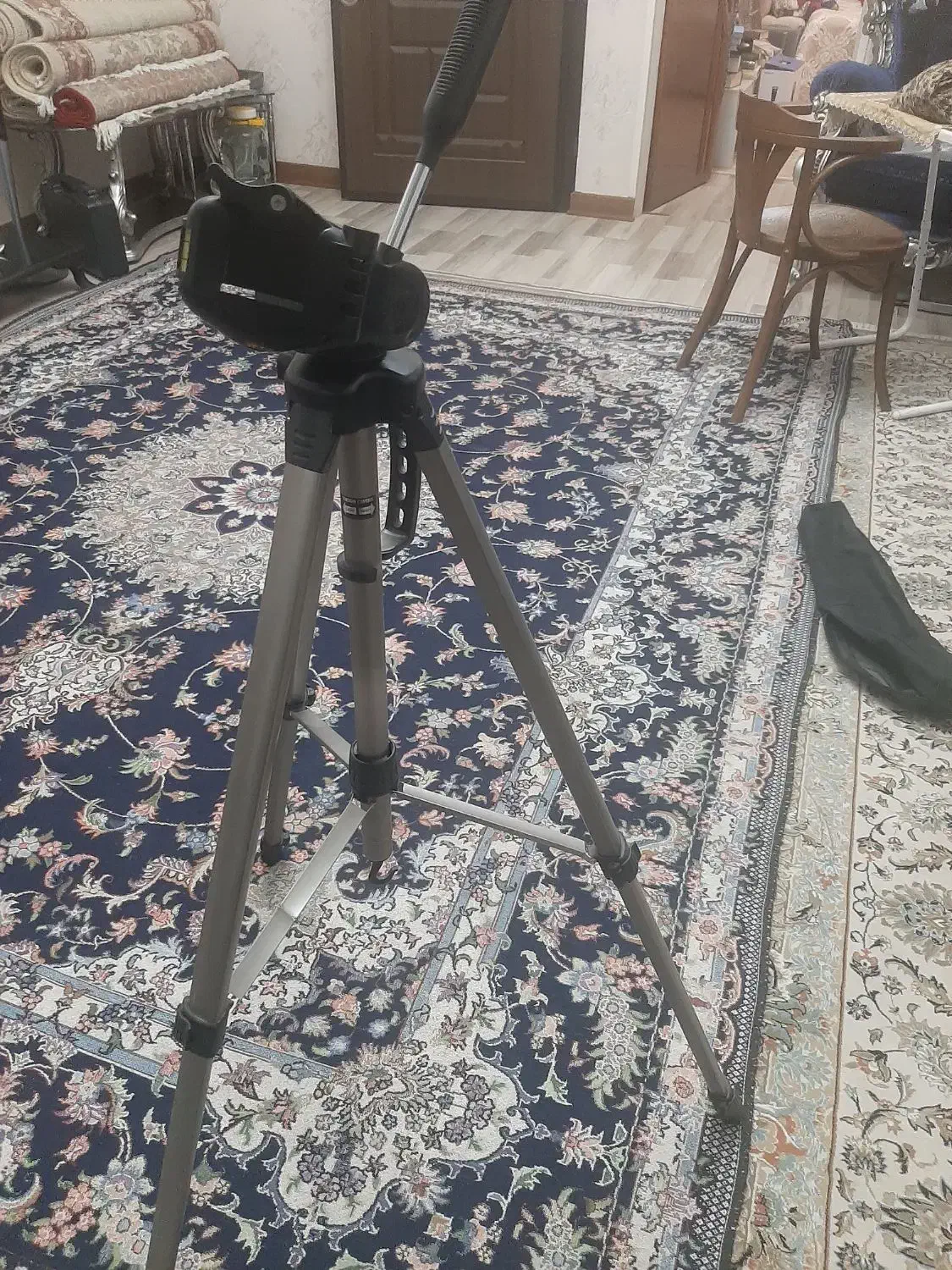 پایه دوربین وموبایل|دوربین عکاسی و فیلم‌برداری|تهران, یاخجی آباد|دیوار