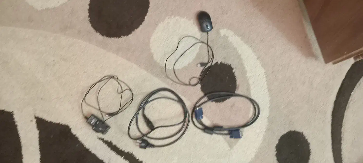 کامپیوتر|رایانه رومیزی|کیش, |دیوار