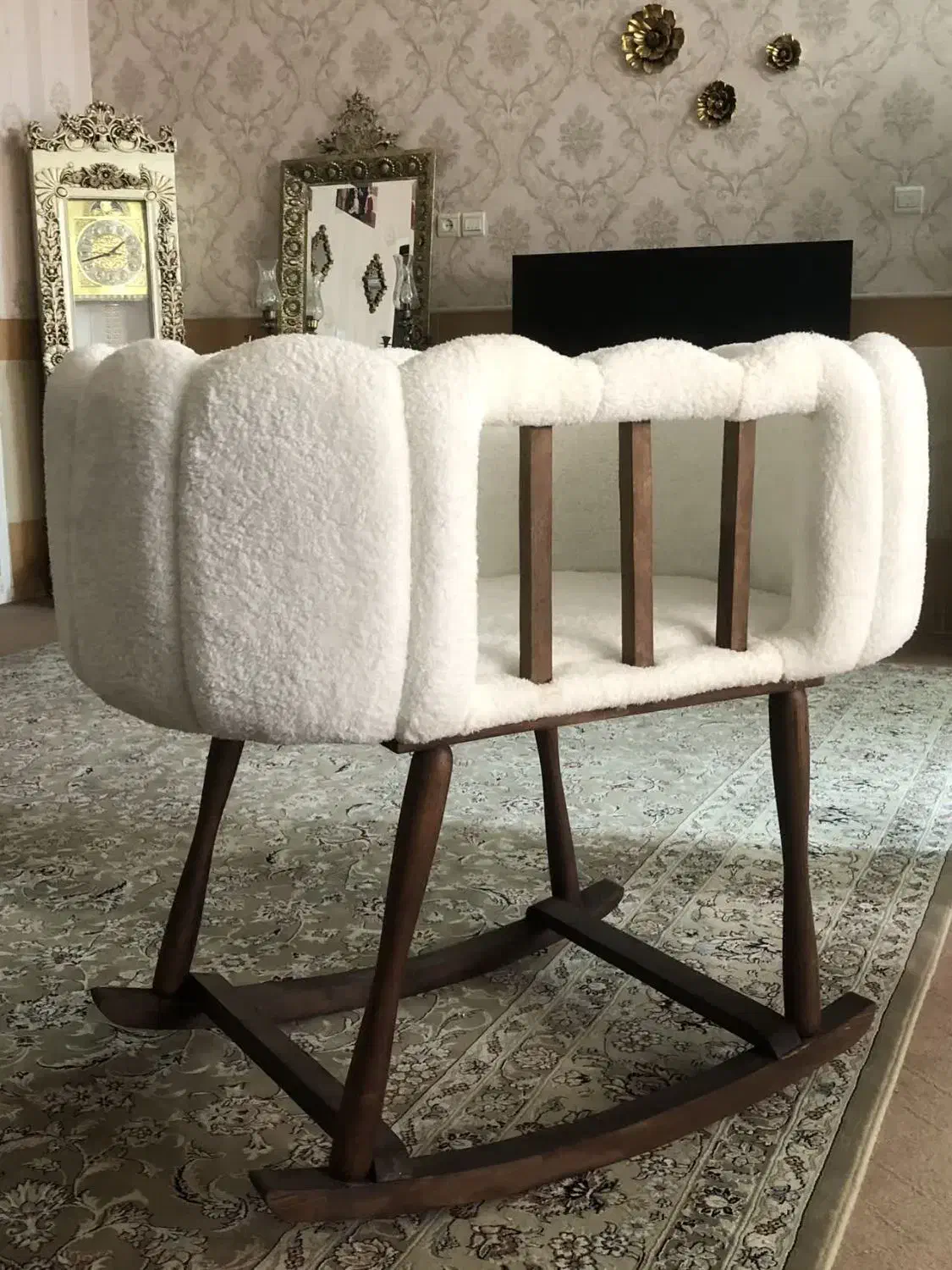 تخت گهواره ای|تخت و صندلی بچه|پیرانشهر, |دیوار