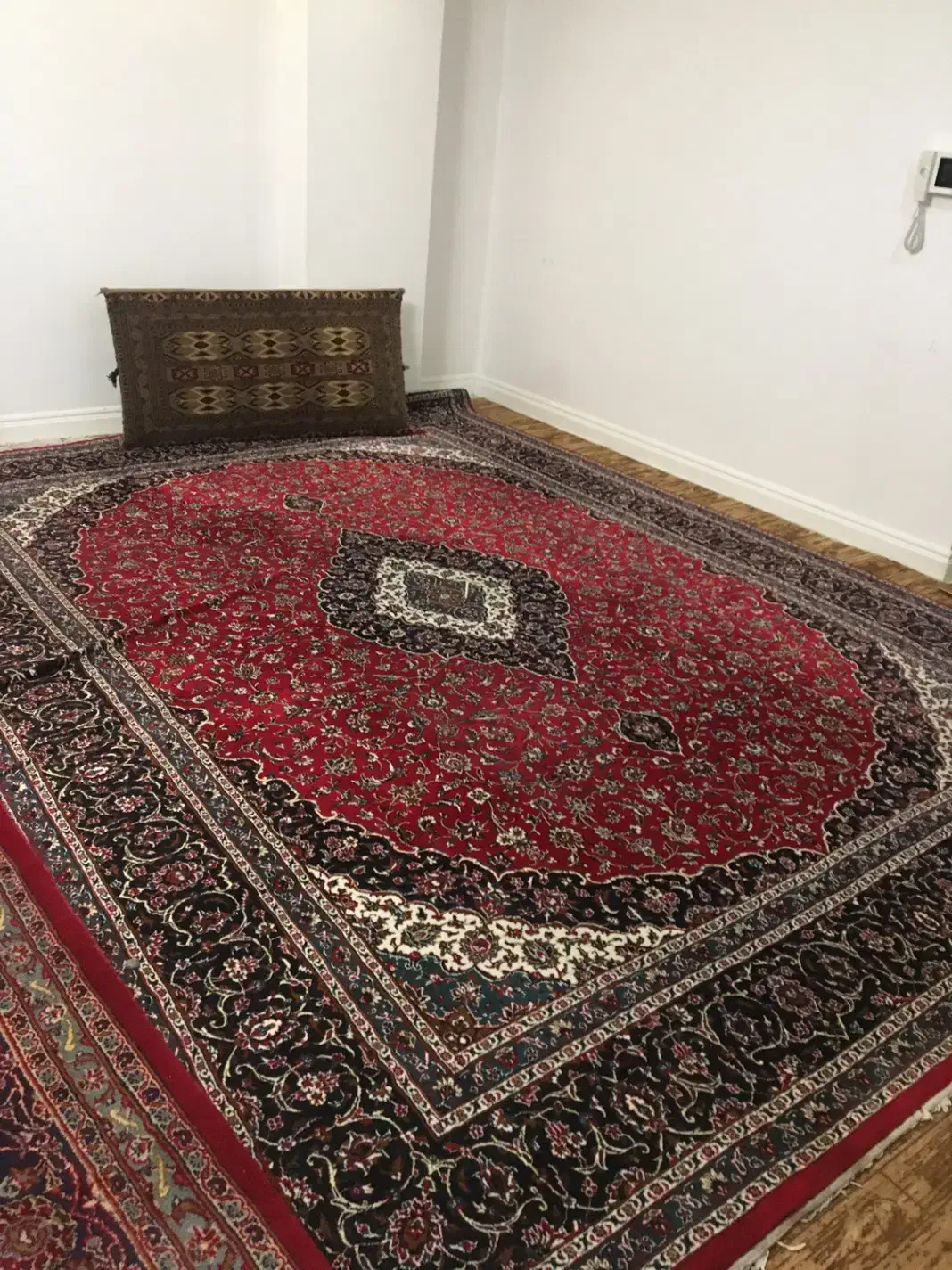 فرش ماشینی ۱۲ متری|فرش|رشت, آزادگان|دیوار