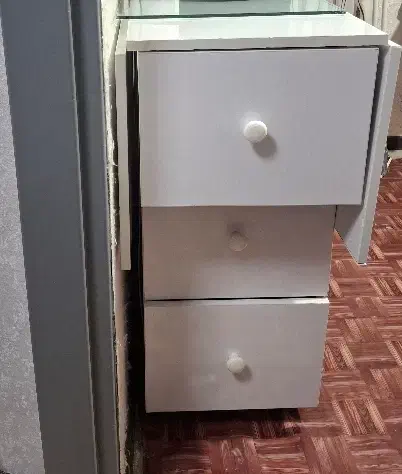 میز برش|میز تحریر و کامپیوتر|قم, پردیسان|دیوار