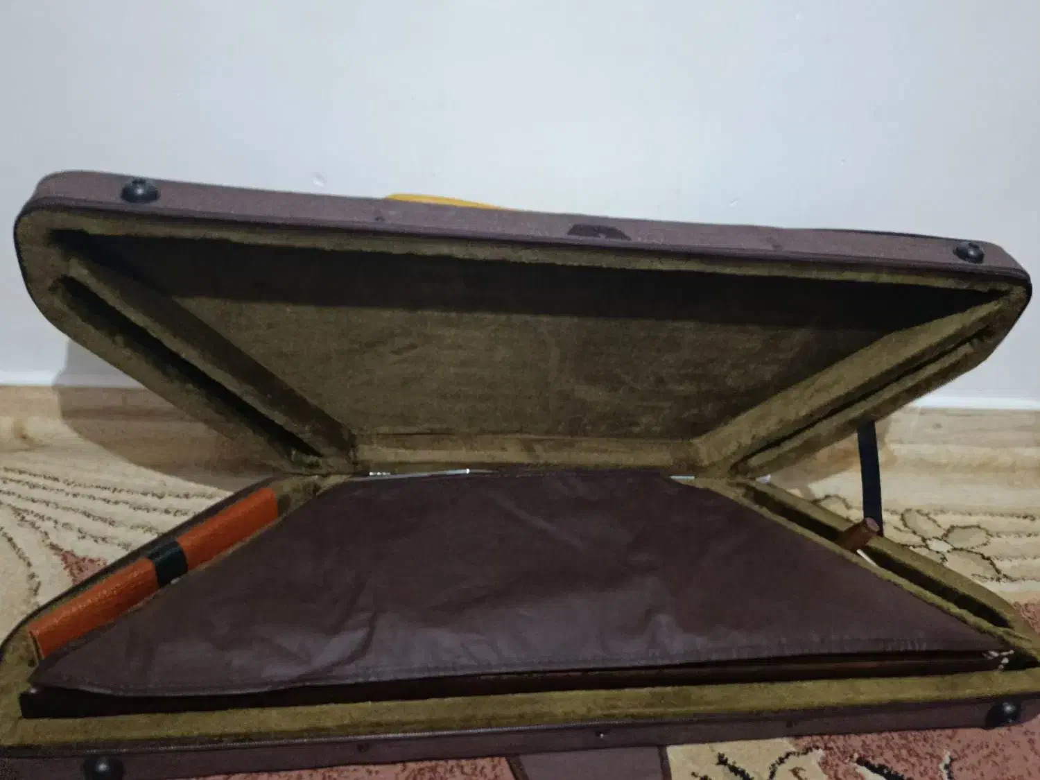 سنتور موسوی سه مهر|سازهای سنتی|تنکمان, |دیوار