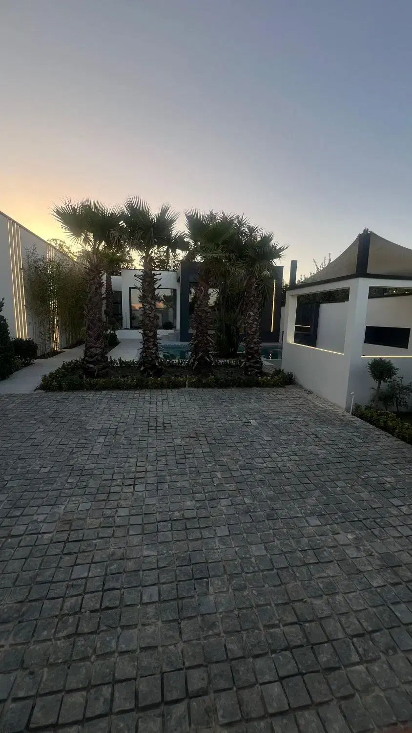 ویلا باغ مدرن کلید نخورده شهرکی تهراندشت سرخاب|فروش خانه و ویلا|کرج, عظیمیه|دیوار