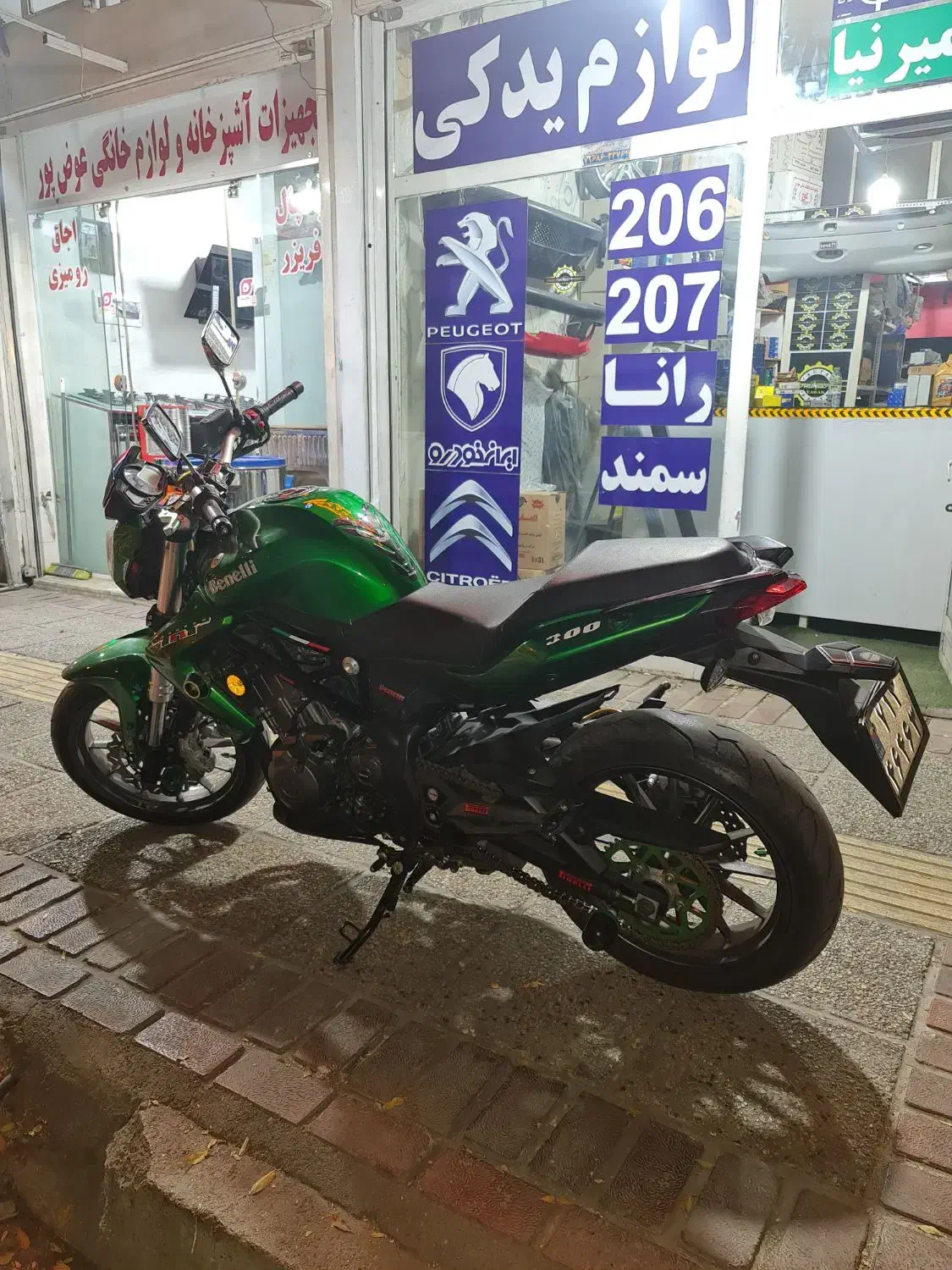 بنلی جفت ۳۰۰مدل ۱۳۹۸ سبز|موتورسیکلت|شیراز, درکی|دیوار