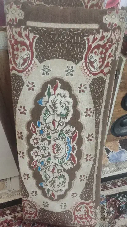 دو جفت پشتی|پشتی|مشهد, شهید علی محمدی|دیوار