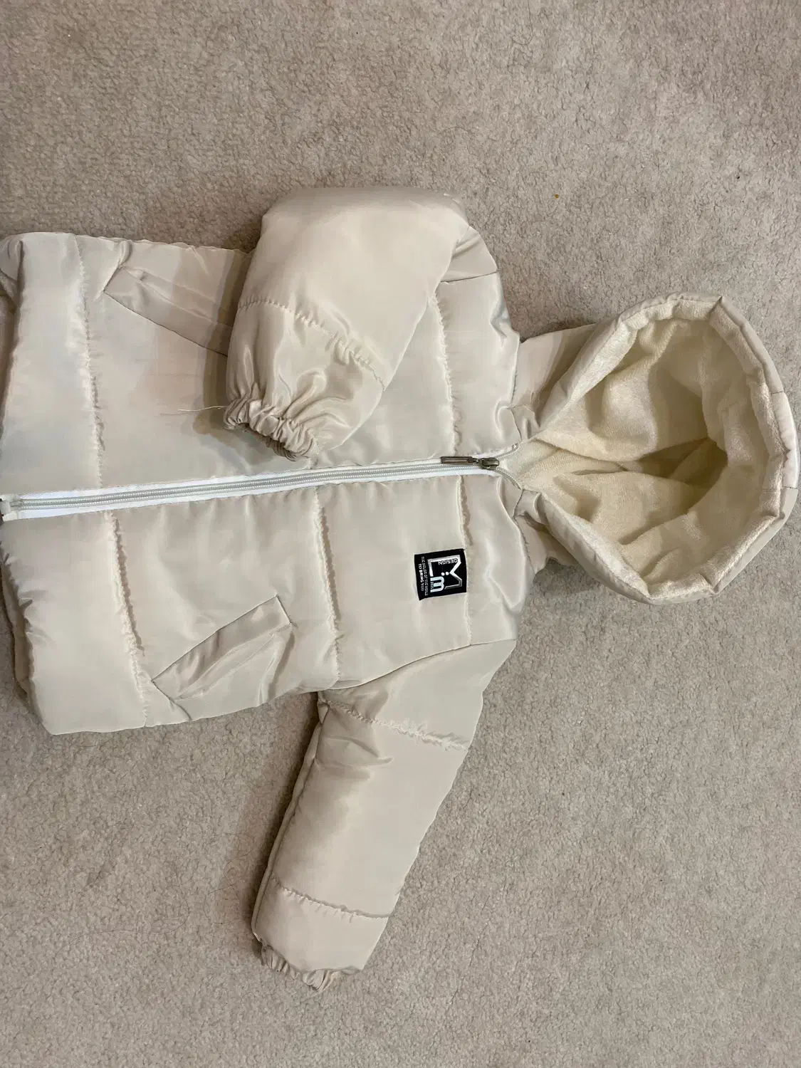 تعدادی کاپشن بچگانه|کفش و لباس بچه|مشهد, نوید|دیوار