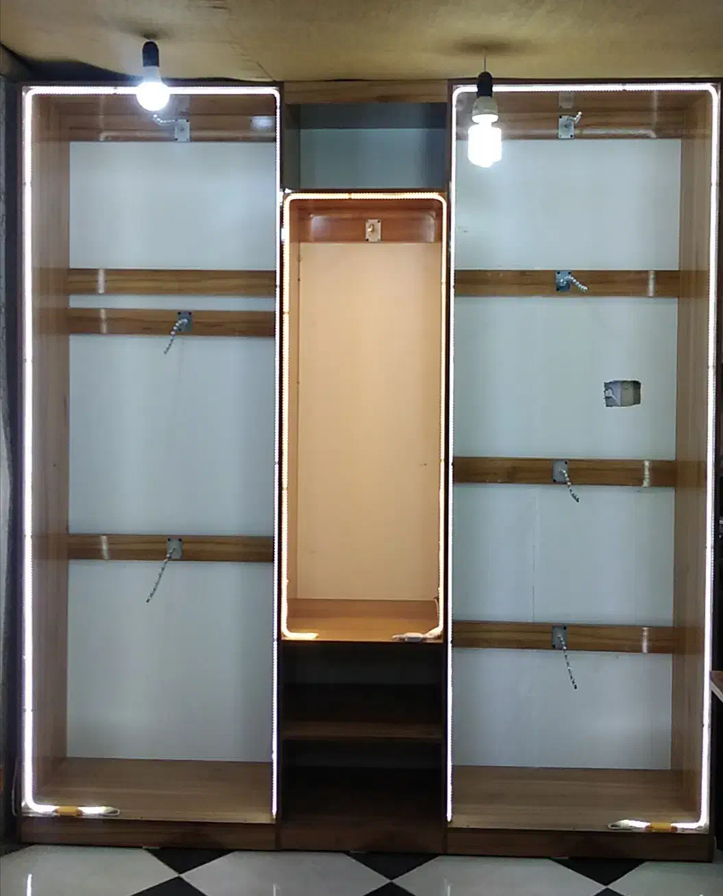 کمد و ویترین لباس|بوفه، ویترین، کنسول|تایباد, |دیوار