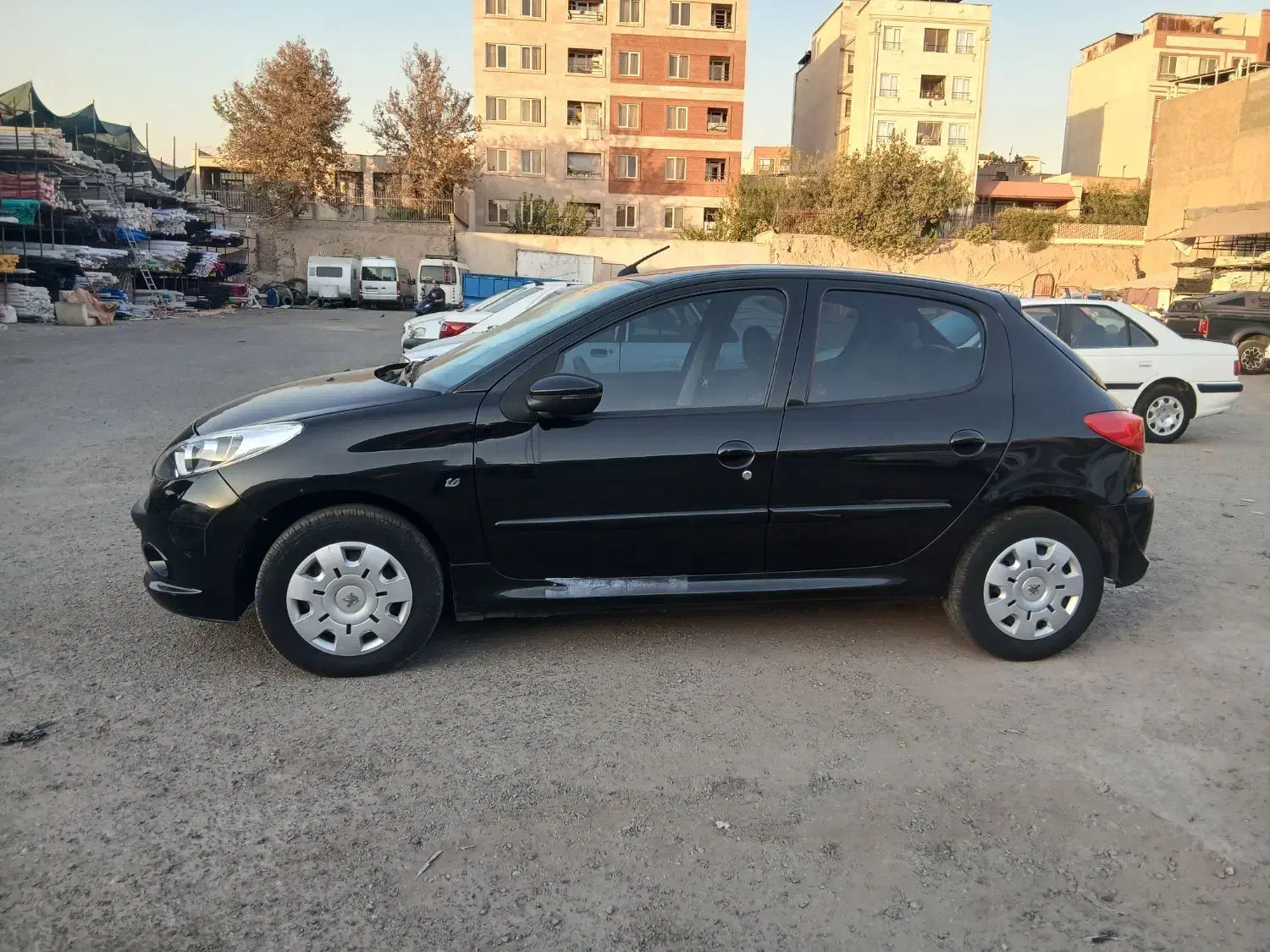 ۲۰۷ اتومات۱۴۰۰|خودرو سواری و وانت|تهران, سیروس|دیوار